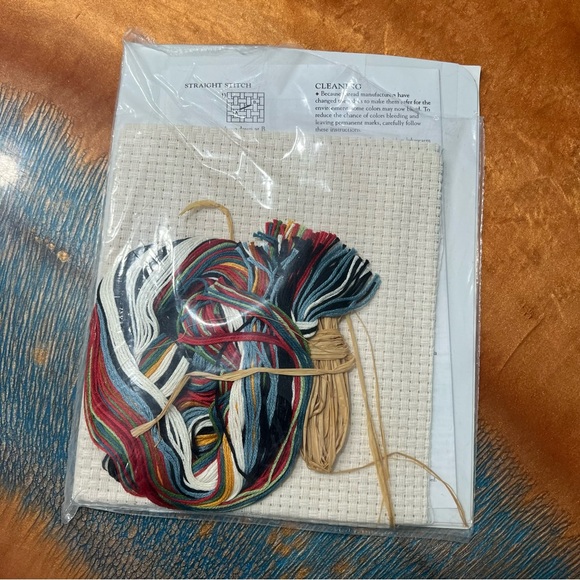 Vintage 90s Dimensions Counted Cross Stitch Birdhouses New Kit - Picture 6 of 7